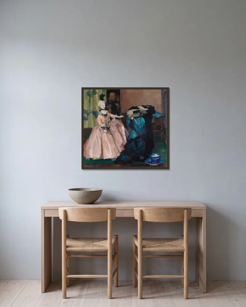 Weiße Puppe von Leo Putz gerahmt an einer Wand