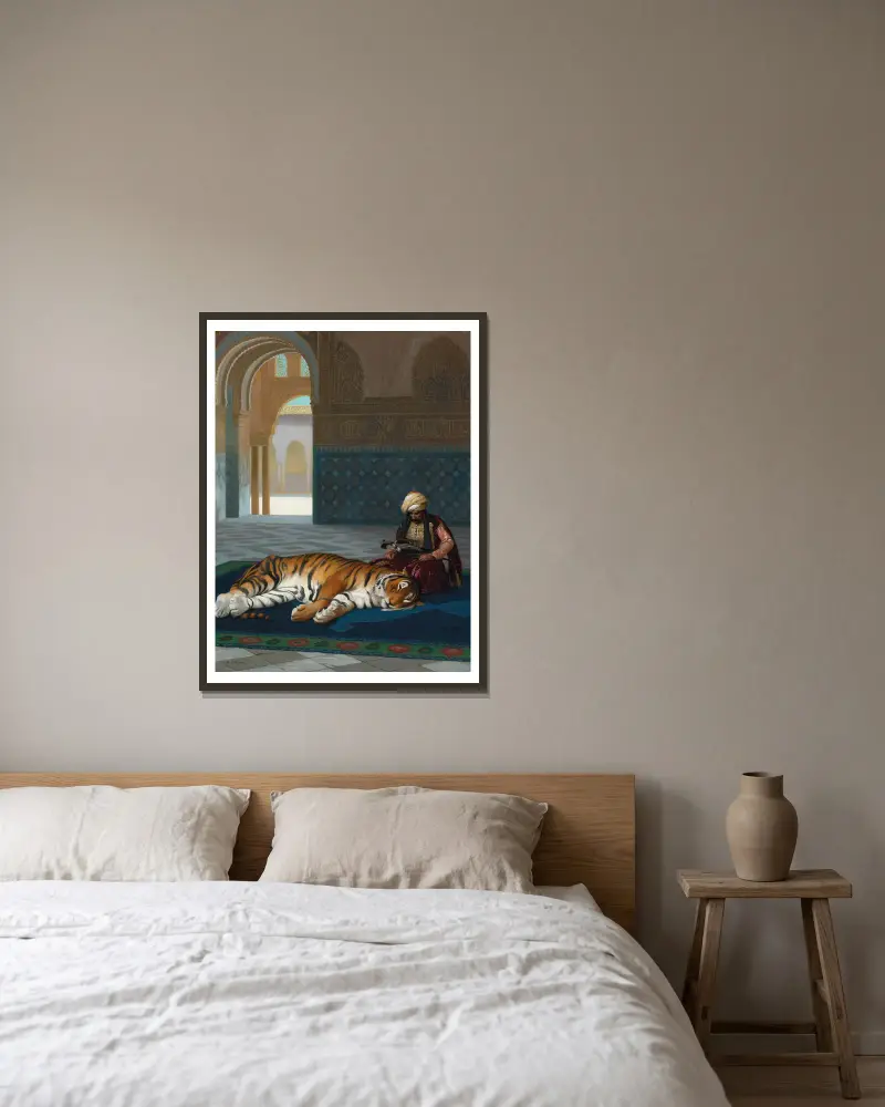 Le Tigre Et Le Gardien av Jean-Léon Gérôme inramad på en vägg