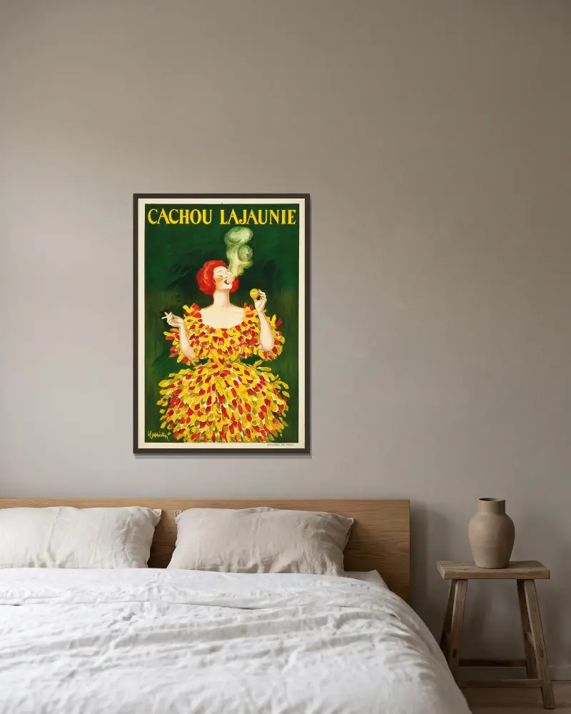 Cachou Lajaunie av Leonetto Cappiello inramad på en vägg