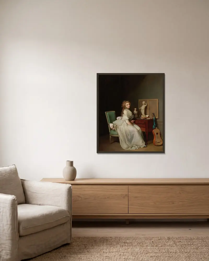 Kvinna i vit klänning sittande vid sitt skrivbord av Louis-Léopold Boilly inramad på en vägg