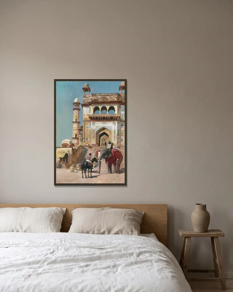 Före den stora Jami Masjid-moskén, Mathura, Indien av Edwin Lord Weeks inramad på en vägg