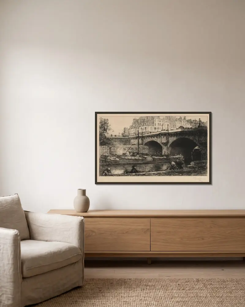 Le Pont Neuf av Auguste Louis Lepère inramad på en vägg
