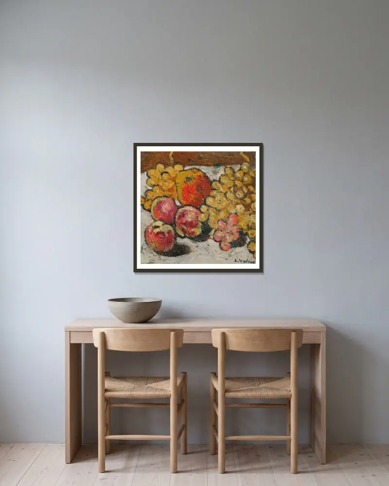 Pêches, pommes et raisins av Louis Valtat inramad på en vägg