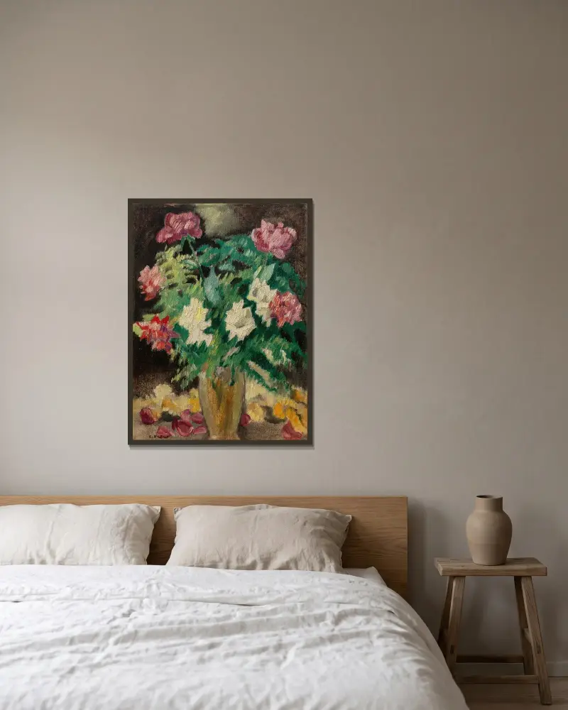 Vase Cristal, roses av Louis Valtat inramad på en vägg