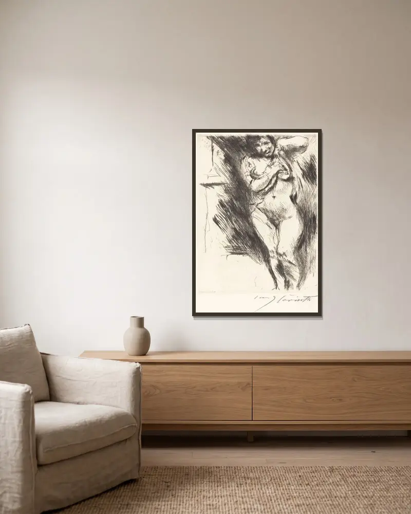 Kvinna som klär av sig (Akt med upplyft skjorta) av Lovis Corinth inramad på en vägg