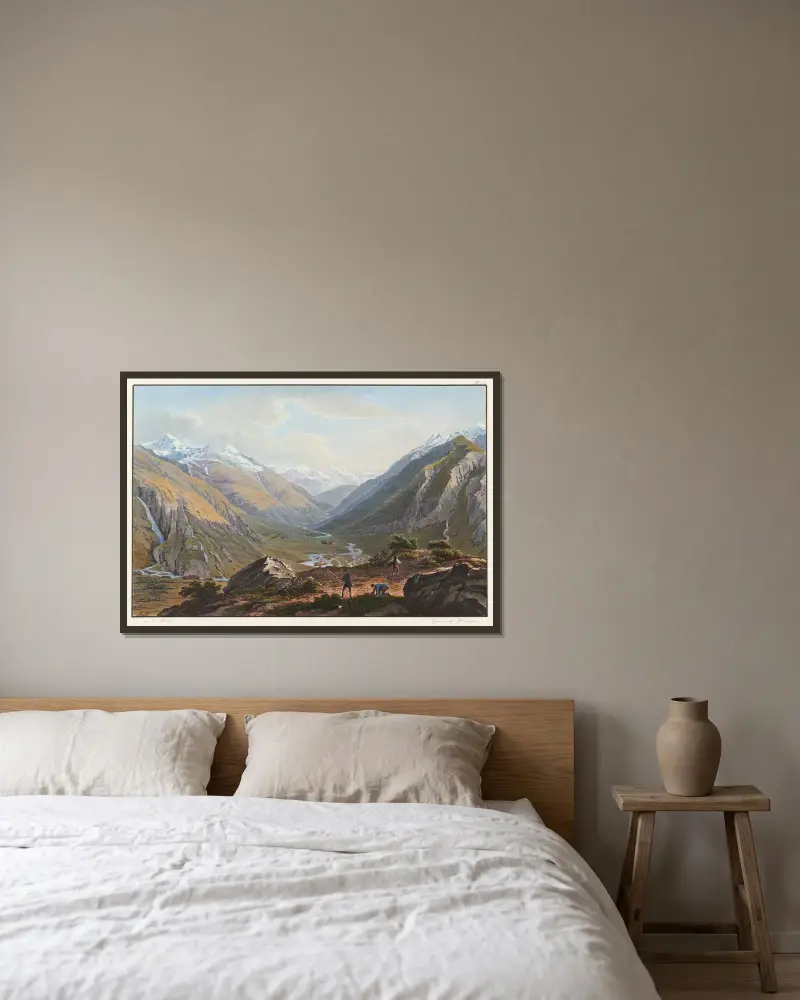 Vy från foten av Lucmanier mot Sainte-Marie och Medelsdalen av Johann Ludwig Bleuler inramad på en vägg