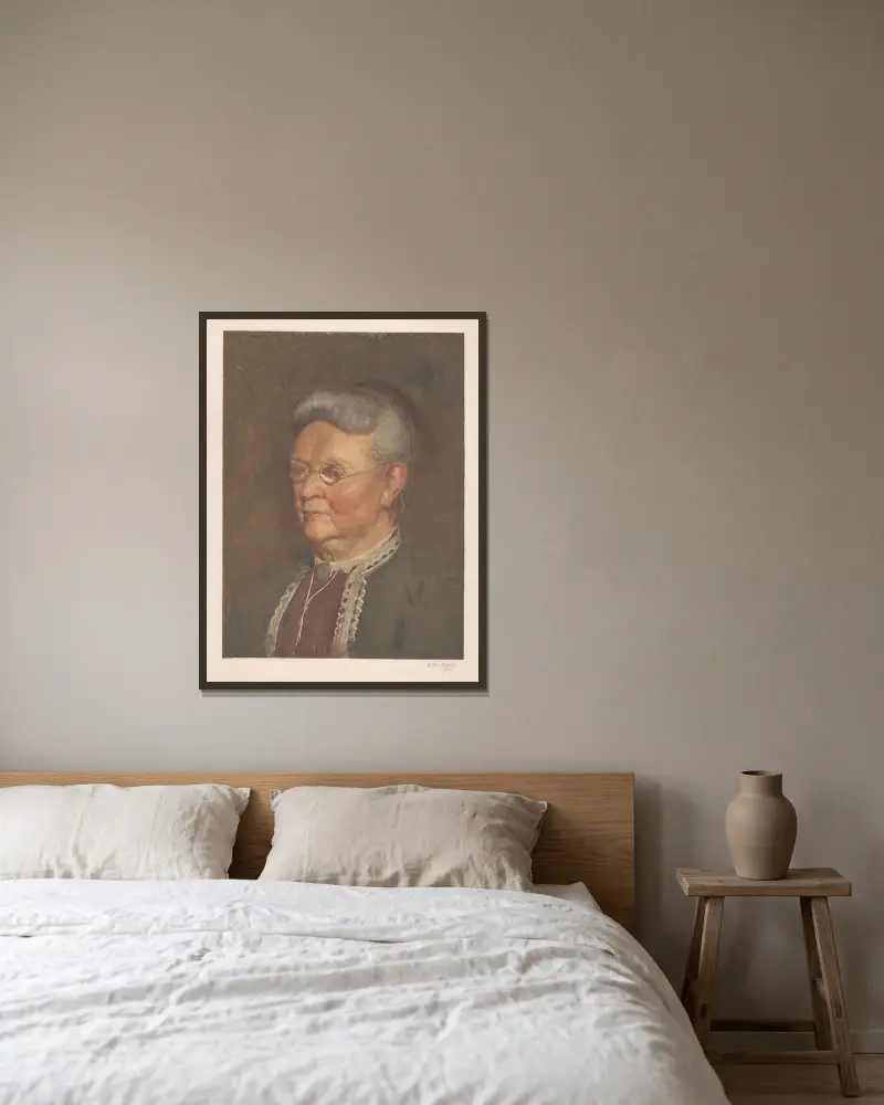 Portrait of an old lady av Hendrik Maarten Krabbé inramad på en vägg