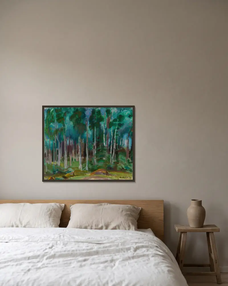 Björkar i Vääksy av Magnus Enckell inramad på en vägg