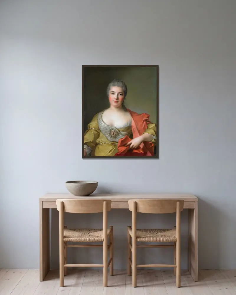 Adélaïde-Julie Mirleau de Neuville av Jean-Marc Nattier inramad på en vägg