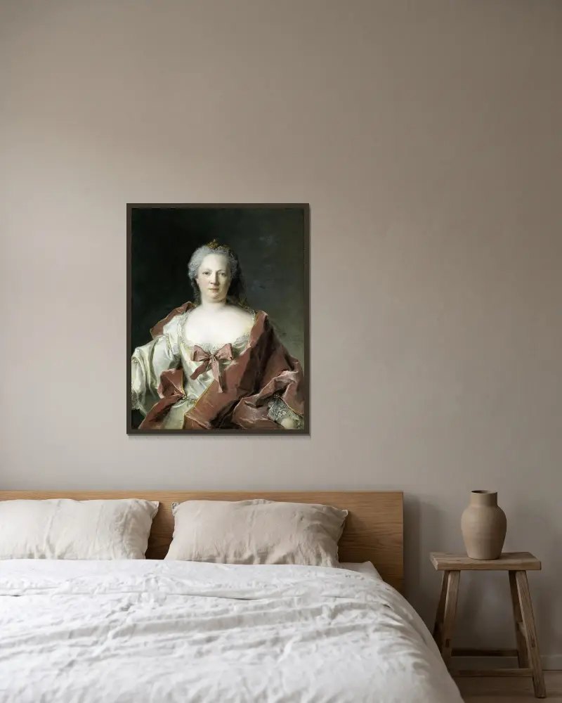 Porträtt av Anna Elisabeth Leerse av Jean-Marc Nattier inramad på en vägg
