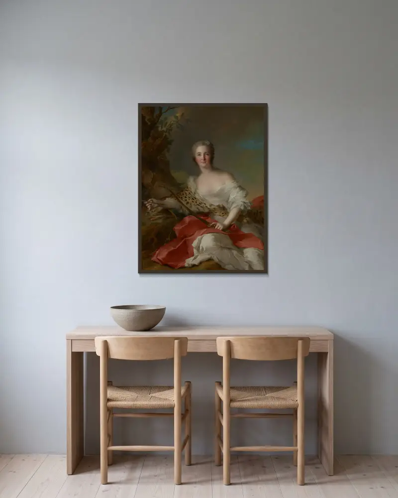 Portrait of Constance-Gabrielle-Magdeleine Bonnier de la Mosson as Diana av Jean-Marc Nattier inramad på en vägg