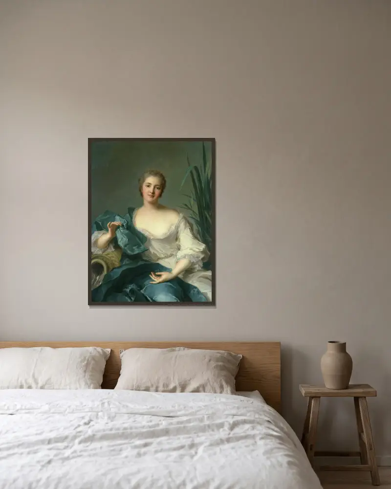 Portrait of Madame Marie-Henriette Berthelot de Pléneuf av Jean-Marc Nattier inramad på en vägg