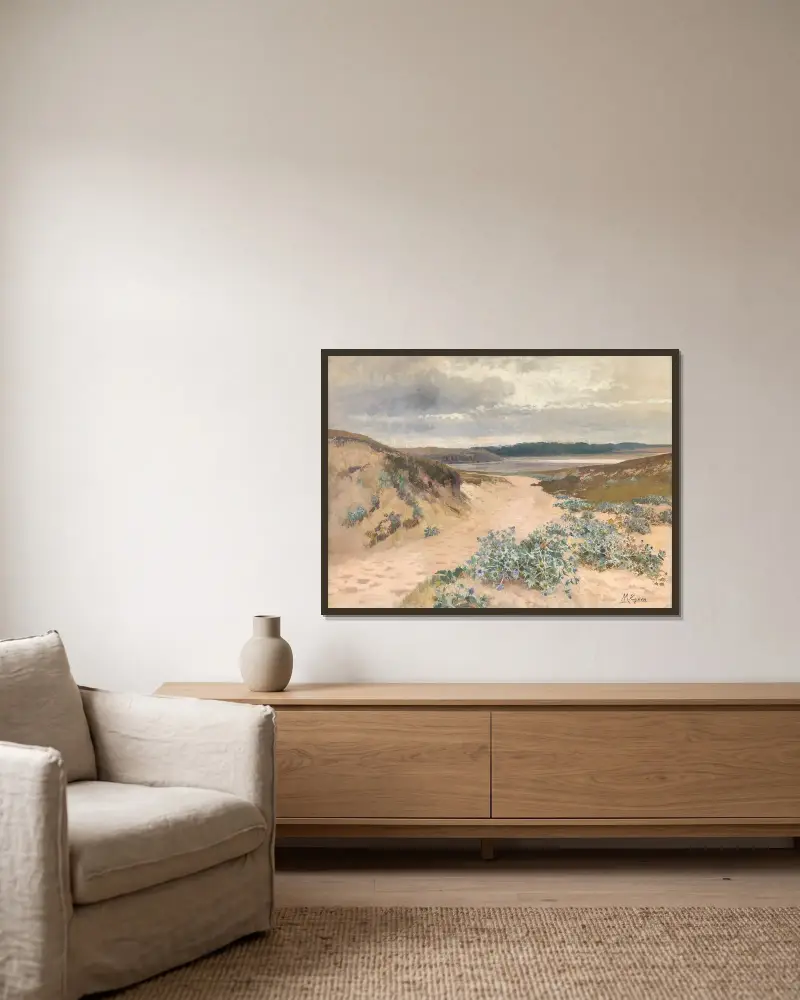 Dünenlandschaft in der Bretagne von Marie Egner gerahmt an einer Wand