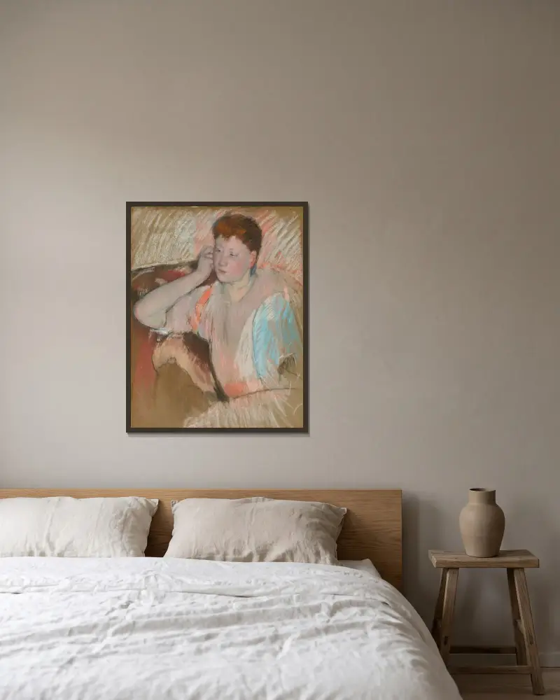 Clarissa, Mary Cassatt v rámu na stěně