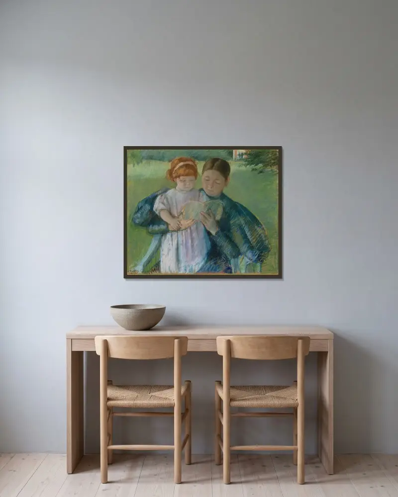 Nurse Reading to a Little Girl av Mary Cassatt inramad på en vägg