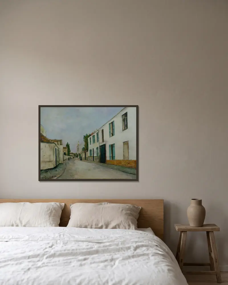 Straßenszene (Rue de village) von Maurice Utrillo gerahmt an einer Wand