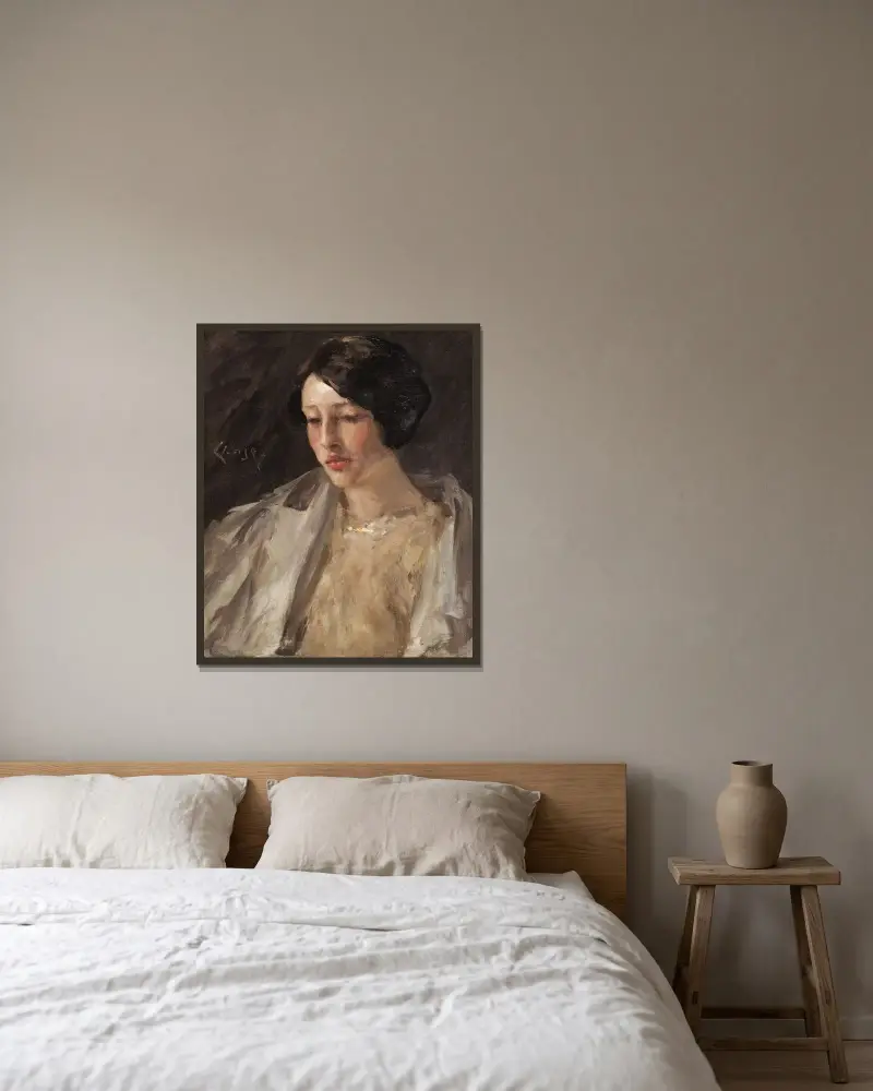 Porträtt av Esther M. Groome av William Merritt Chase inramad på en vägg