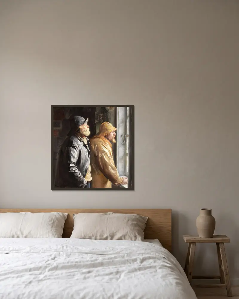 Två fiskare vid fönstret i butiken av Michael Ancher inramad på en vägg