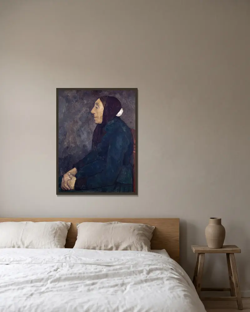 Sitzende alte Bäuerin von Paula Modersohn-Becker gerahmt an einer Wand