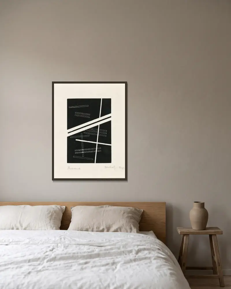 Unbenannte Komposition von László Moholy-Nagy gerahmt an einer Wand