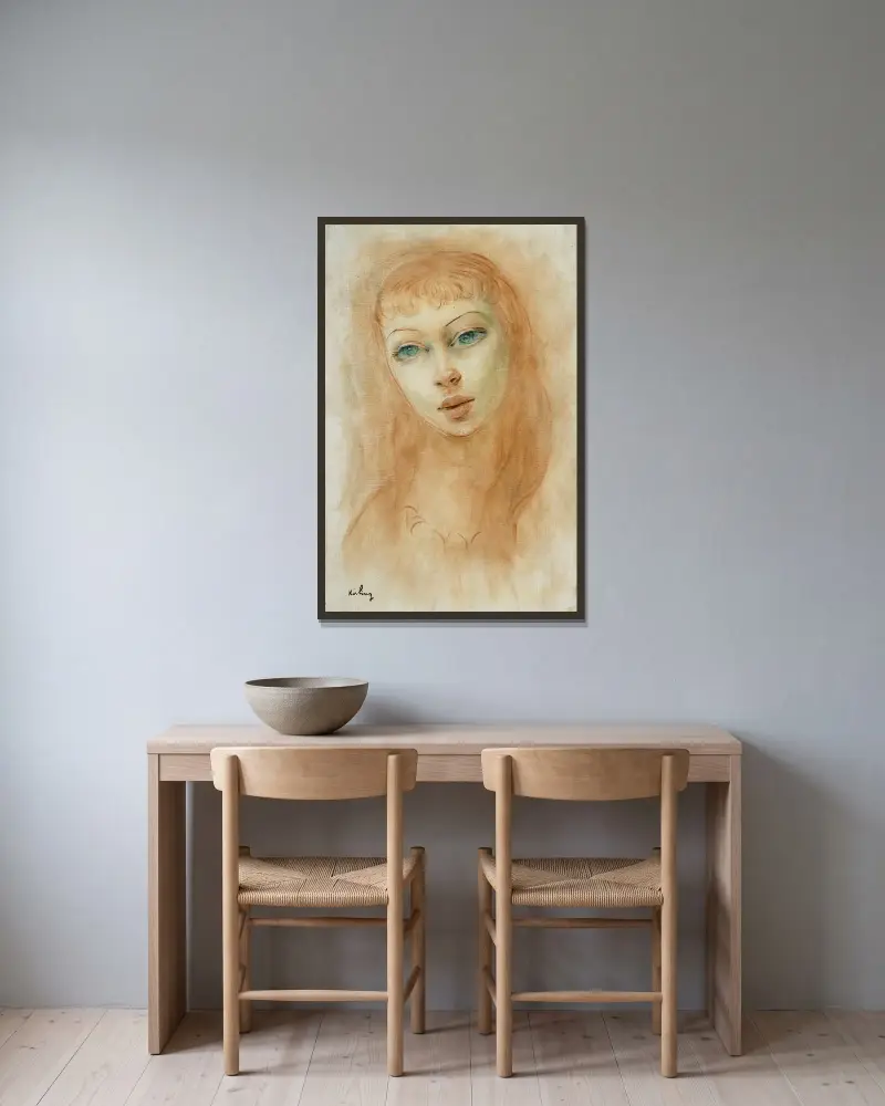 Frauenporträt von Moïse Kisling gerahmt an einer Wand