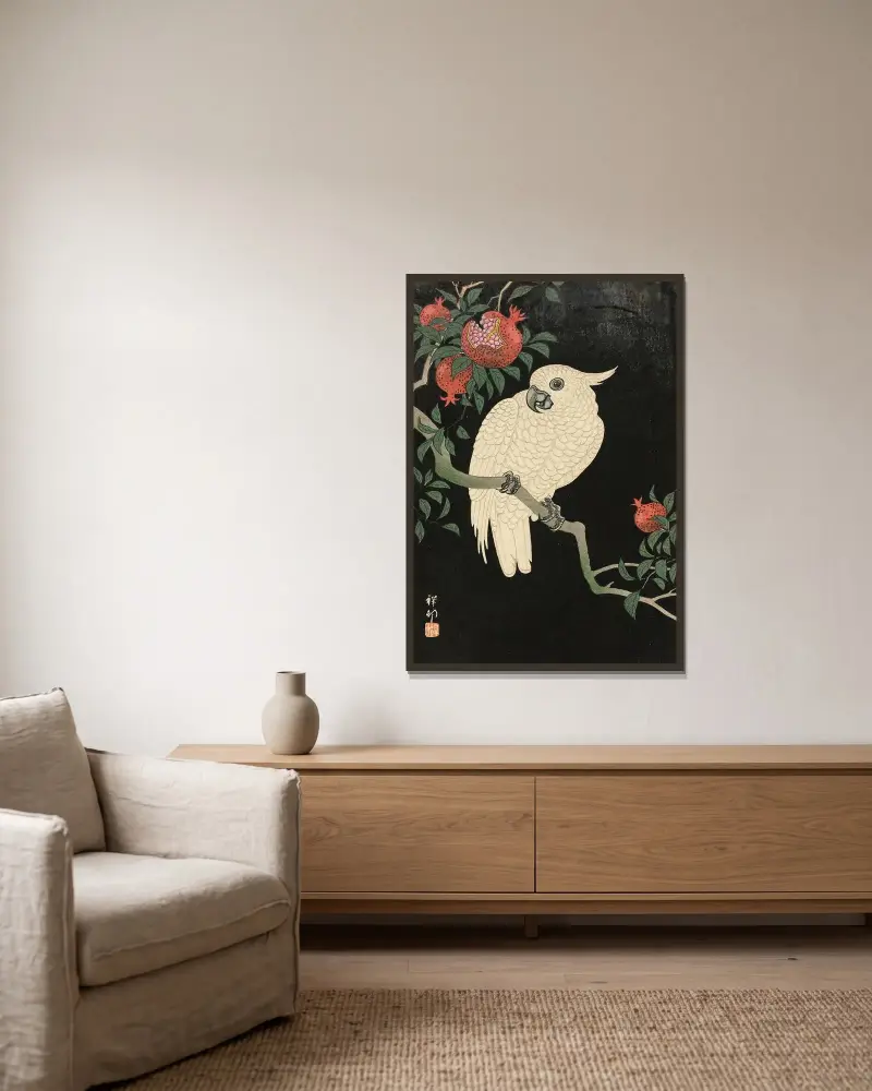 Kakadua och granatäpple av Ohara Koson inramad på en vägg