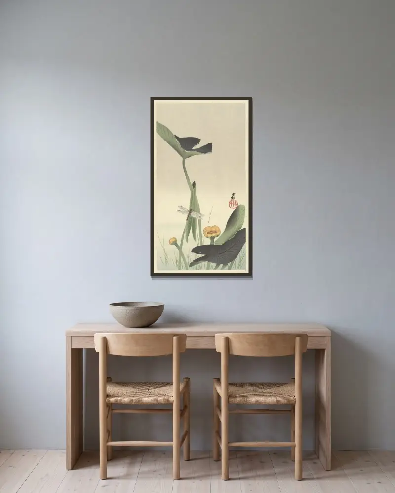 Vážka a lotos, Ohara Koson v rámu na stěně
