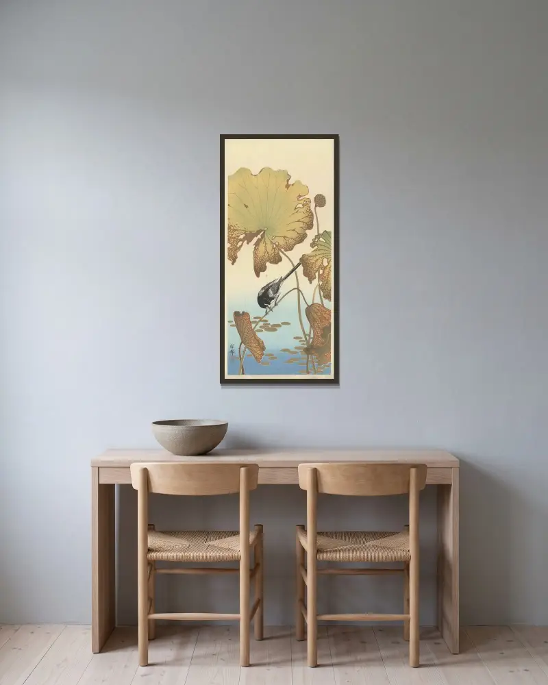 Japonský konipas na lotosu, Ohara Koson v rámu na stěně