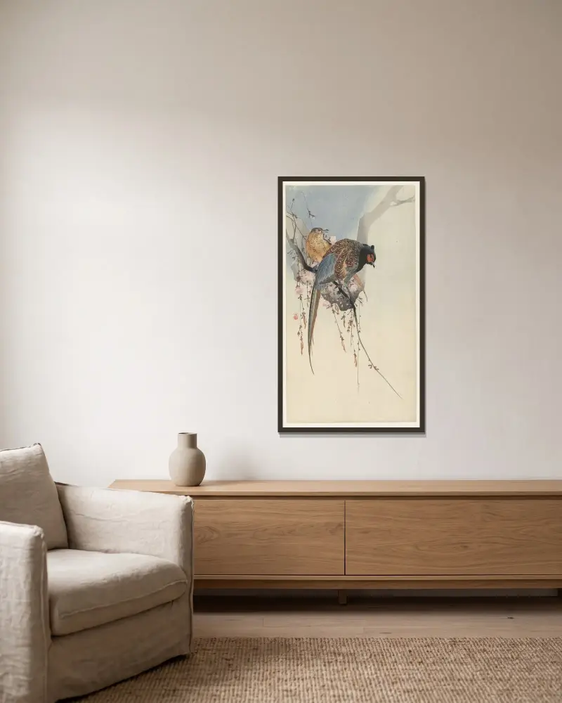 Bažantí pár a švestkový květ, Ohara Koson v rámu na stěně