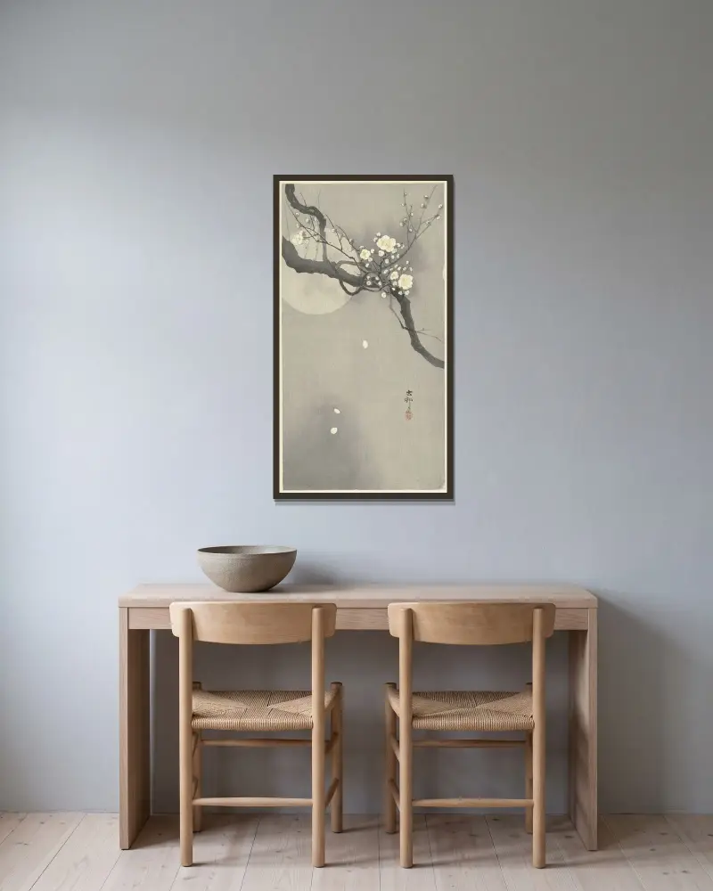 Švestkové květy a úplněk, Ohara Koson v rámu na stěně