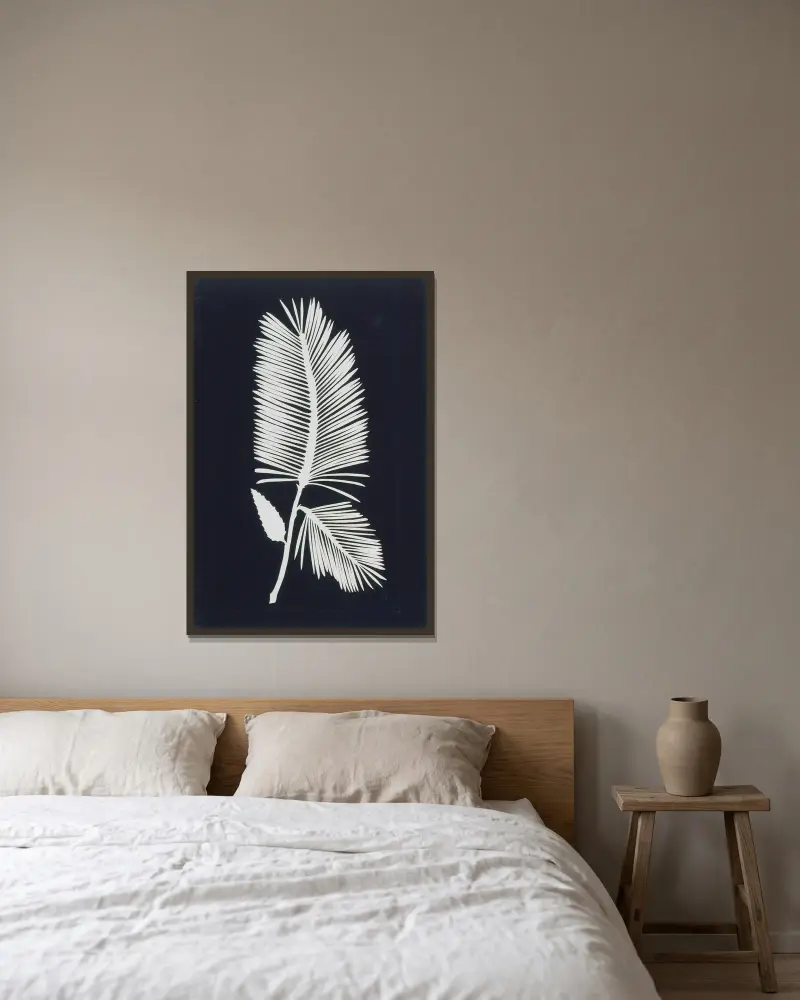 Palmwedel von Philipp Otto Runge gerahmt an einer Wand