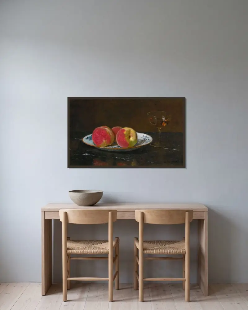 Stilleben mit Pfirsichen und Glas von Otto Scholderer gerahmt an einer Wand