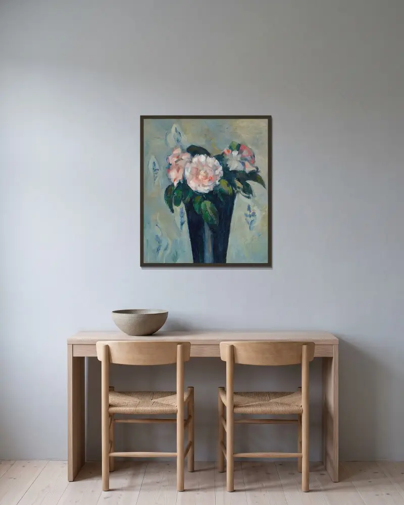 Le vase bleu sombre av Paul Cézanne inramad på en vägg