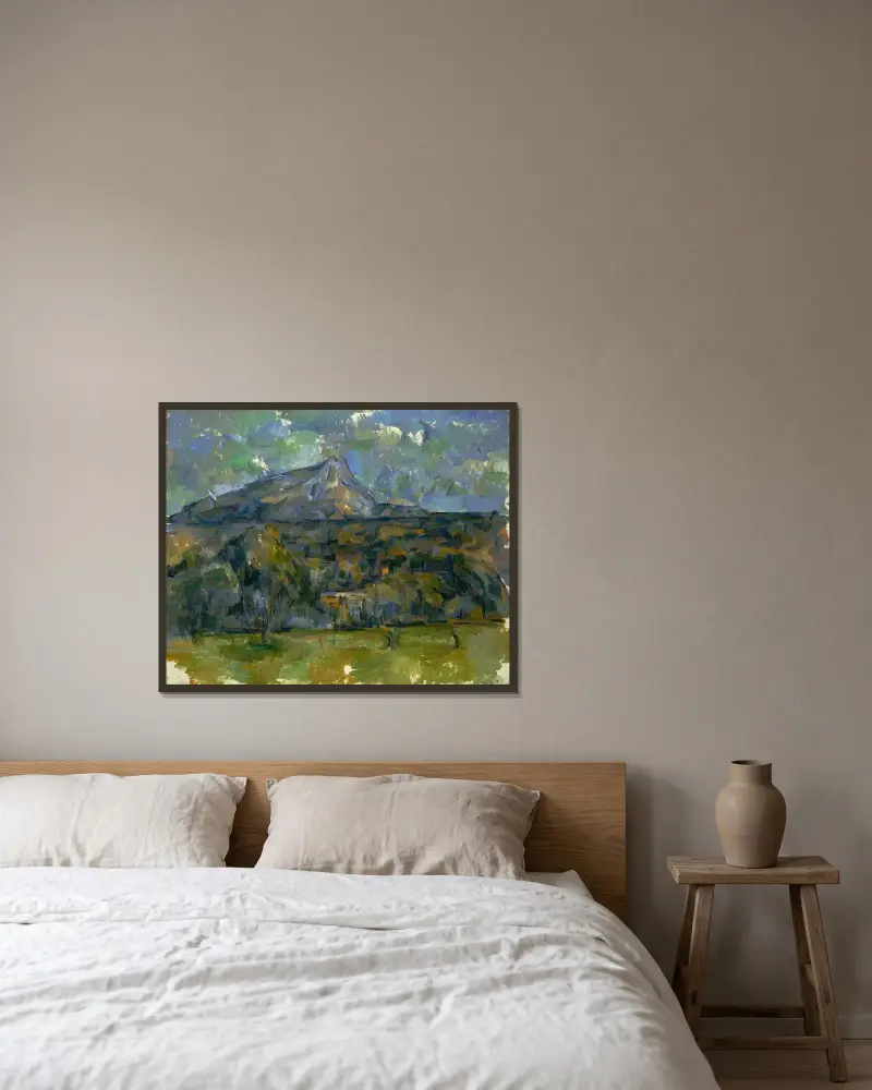 Der Mont Sainte-Victoire von Paul Cézanne gerahmt an einer Wand