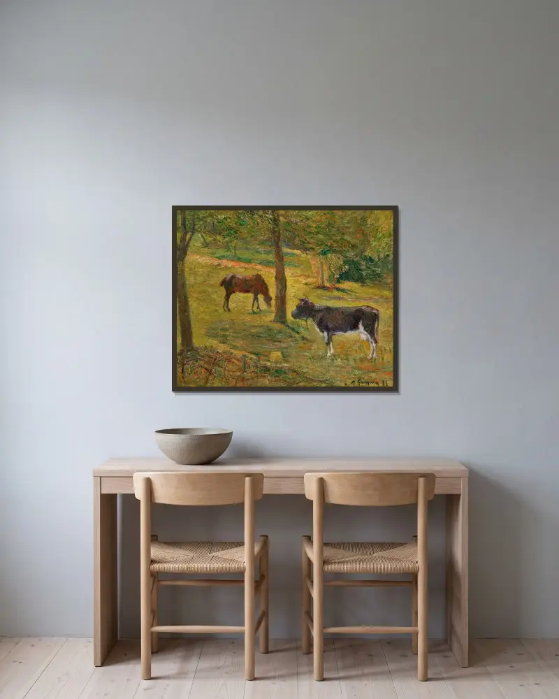 Cheval et vache dans un pré av Paul Gauguin inramad på en vägg