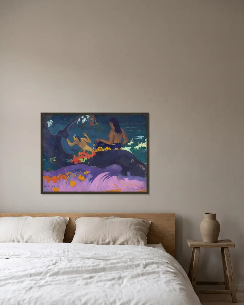Fatata te Miti (Am Meer) von Paul Gauguin gerahmt an einer Wand