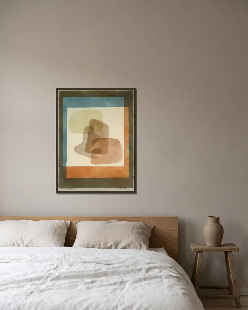 Freies, streng gefasst (Free forms rigidly mounted) av Paul Klee inramad på en vägg