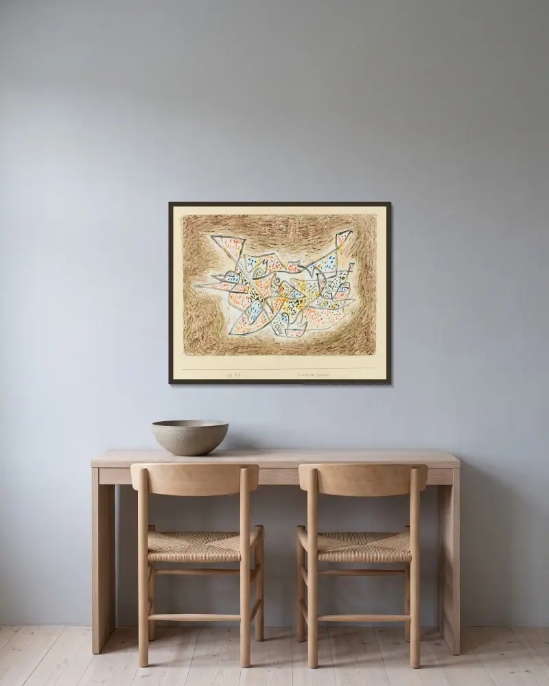 Freundliches Gewinde von Paul Klee gerahmt an einer Wand