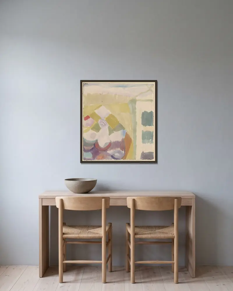 Interieur mit der Uhr von Paul Klee gerahmt an einer Wand