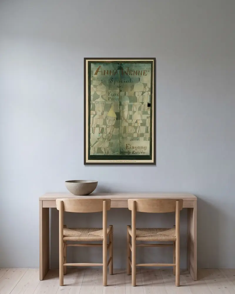 Schaufenster für Damenunterwäsche von Paul Klee gerahmt an einer Wand