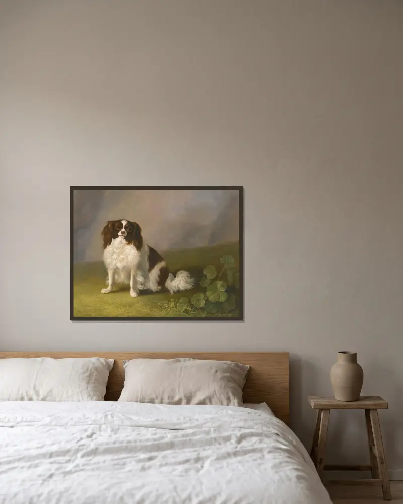 Porträtt av en King Charles-spaniel i landskap av Jacob Philipp Hackert inramad på en vägg