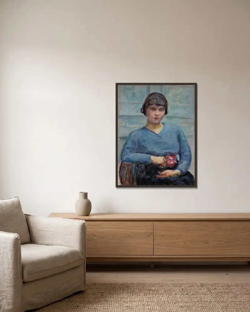 Jeune fille en bleu, à la rose av Pierre Bonnard inramad på en vägg