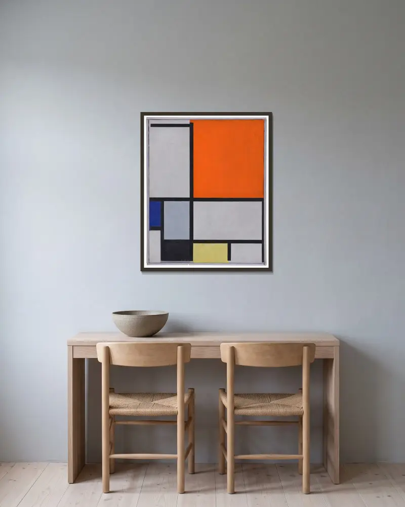 Komposition med stort rött plan, blått, grått, svart och gult av Piet Mondrian inramad på en vägg