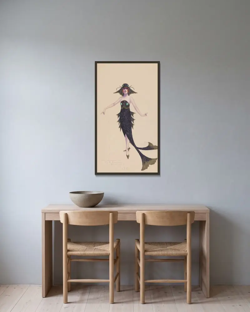 Black fish costume von Will R. Barnes gerahmt an einer Wand