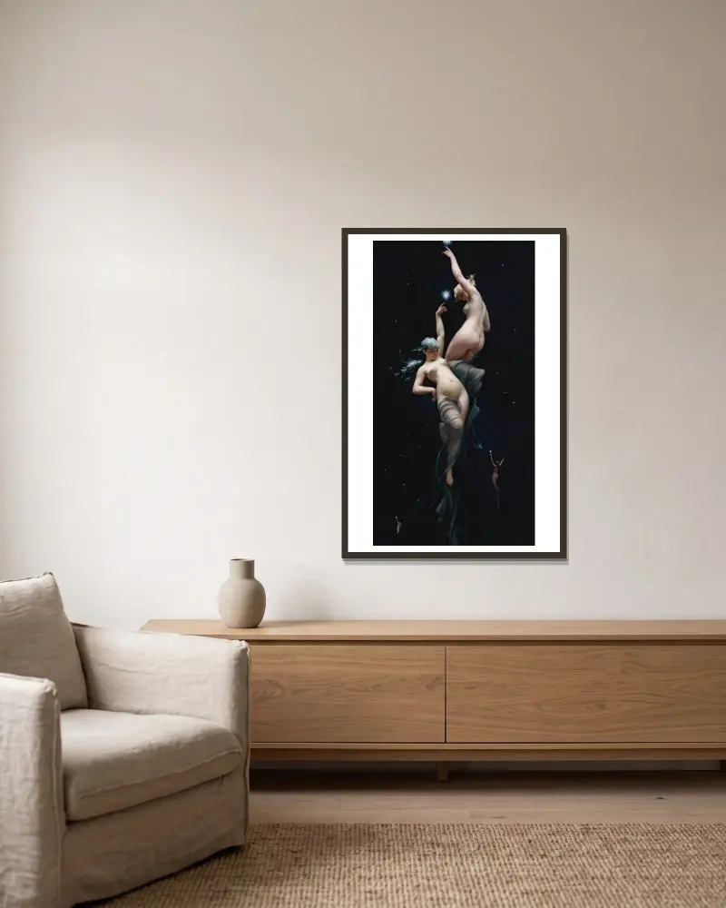 Moonlit beauties av Luis Ricardo Falero inramad på en vägg