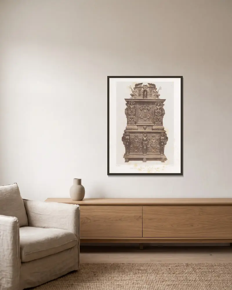Grande armoire en noyer av Joseph Rose Lemercier inramad på en vägg
