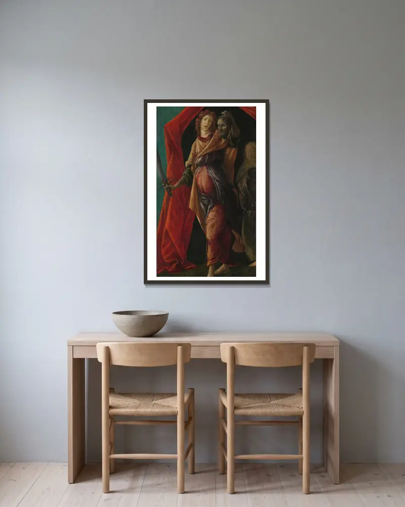 Judith with the Head of Holofernes av Sandro Botticelli inramad på en vägg