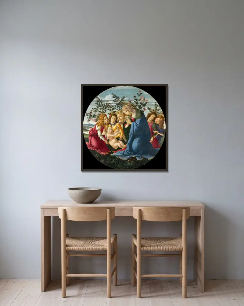 Madonna Adoring the Child with Five Angels (from 1485 until 1490) av Sandro Botticelli inramad på en vägg