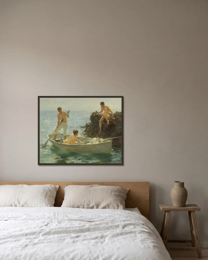 Badbukten av Henry Scott Tuke inramad på en vägg
