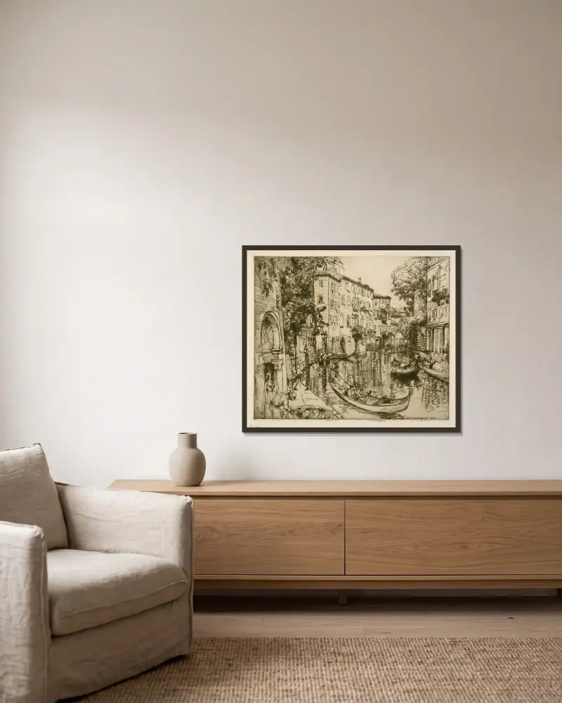 Sång från Venedig nr 2 av Donald Shaw MacLaughlan inramad på en vägg